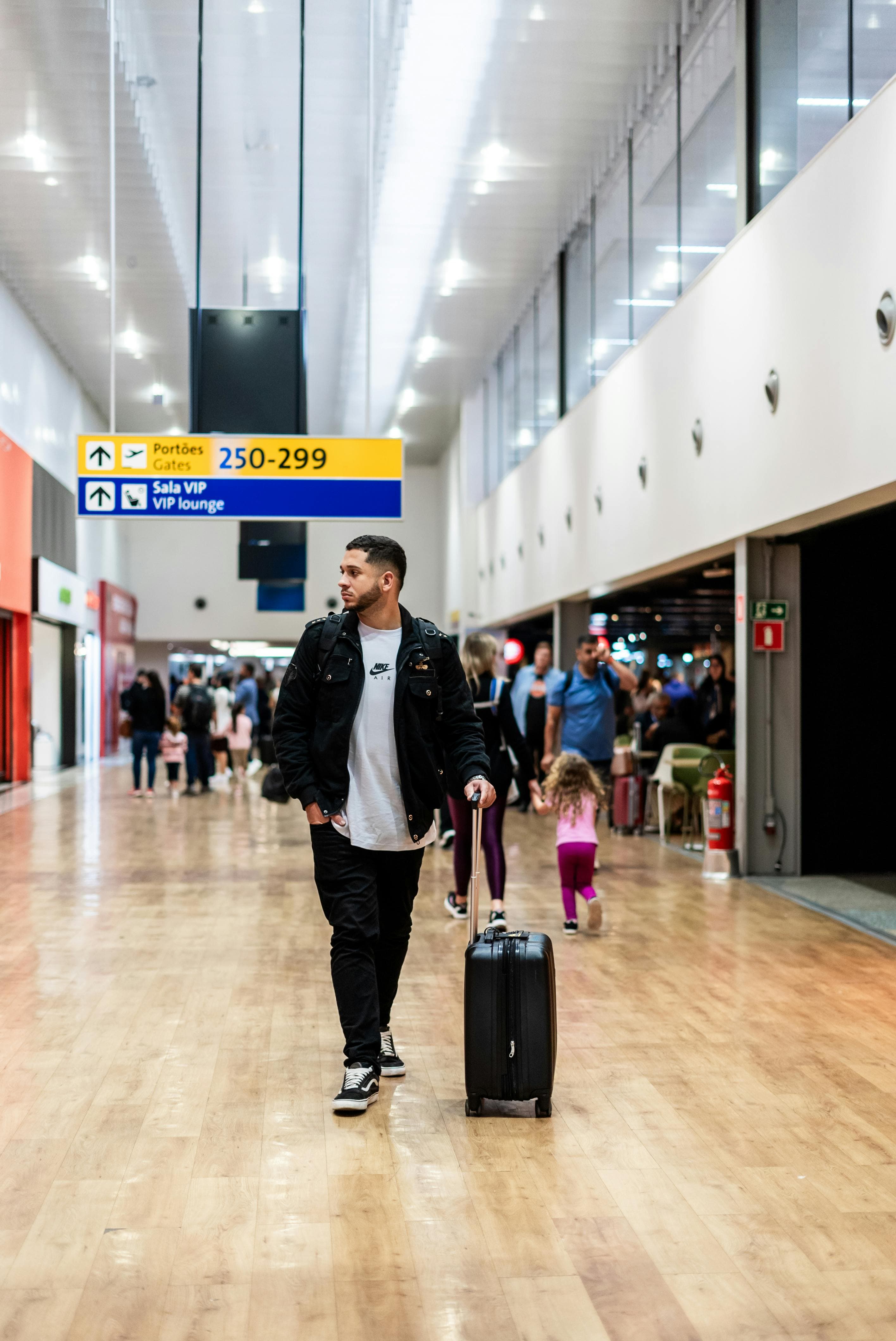 Private Transfer to Cape Town International Airport – On-Time & Stress-Free tour in Cape Town